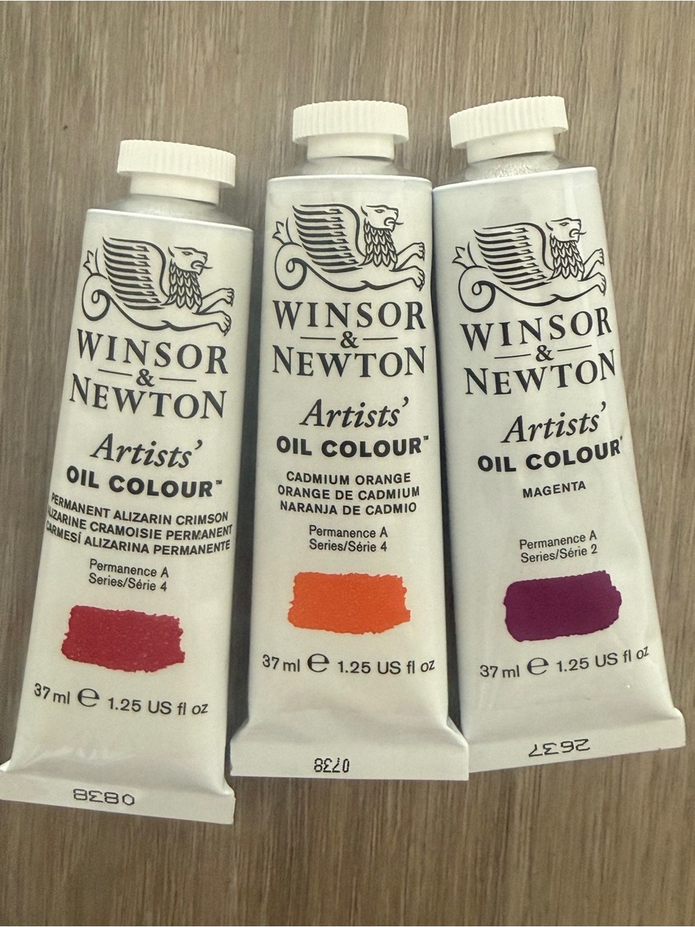 Winsor & Newton Artists’ Oil Paint Lot 7 Tubes 37ml Mixed - Picture 4 of 4